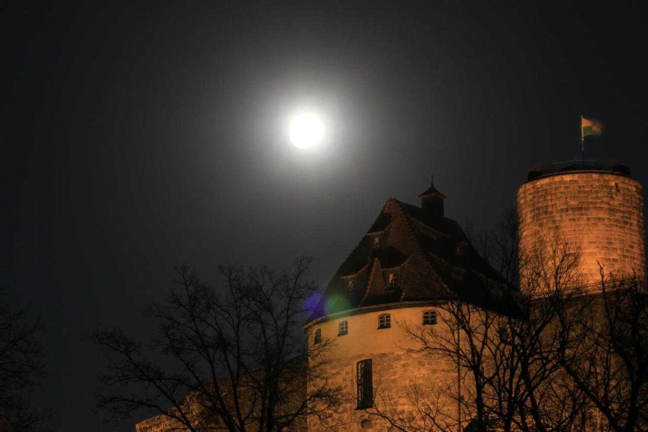 Apartment Mit Burgblick Im Gruenen, Familie Held Burgthann Exterior foto