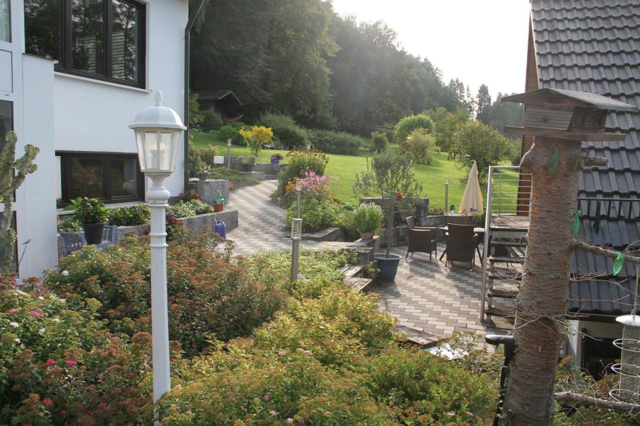 Apartment Mit Burgblick Im Gruenen, Familie Held Burgthann Exterior foto