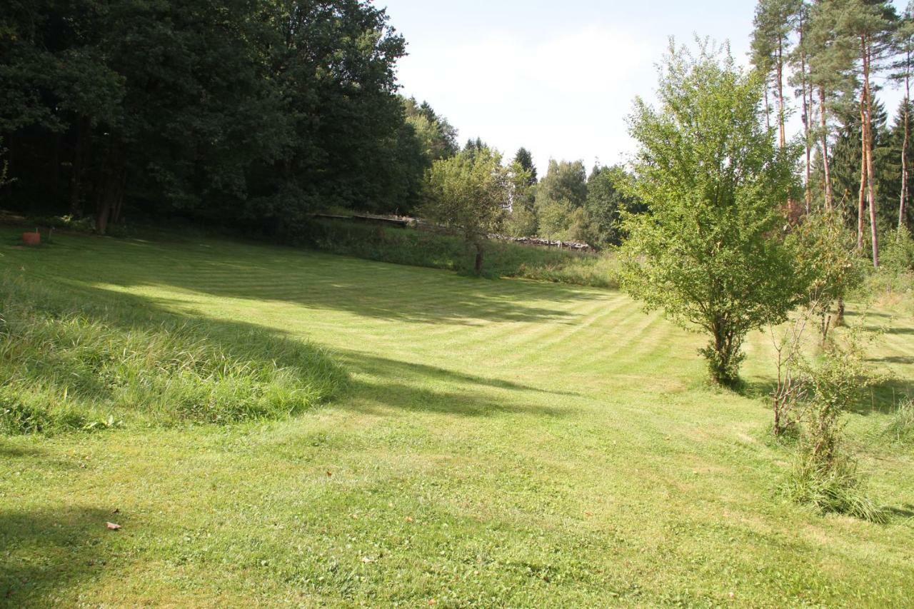 Apartment Mit Burgblick Im Gruenen, Familie Held Burgthann Exterior foto