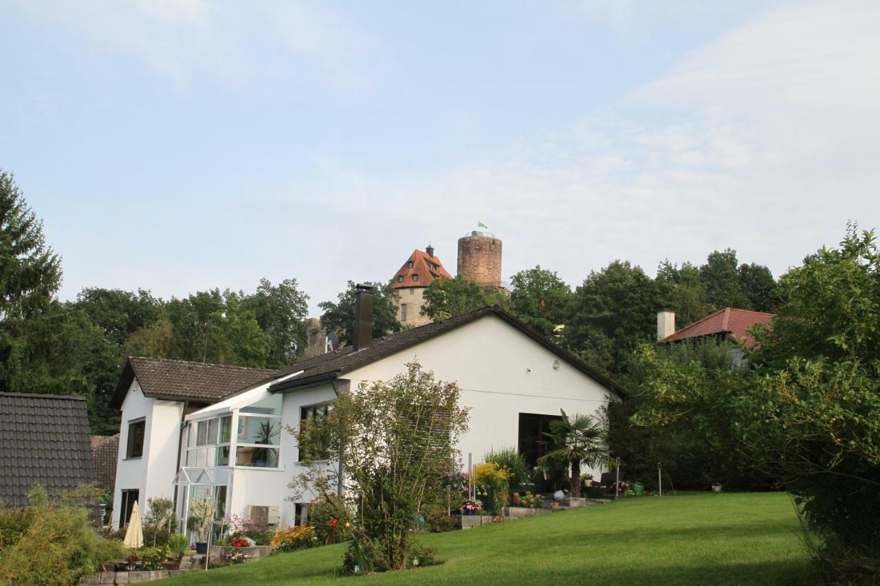 Apartment Mit Burgblick Im Gruenen, Familie Held Burgthann Exterior foto